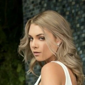 Miss Carter