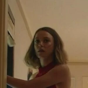 Serenay Sarıkaya
