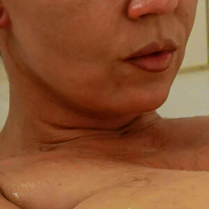 bustynataschafree