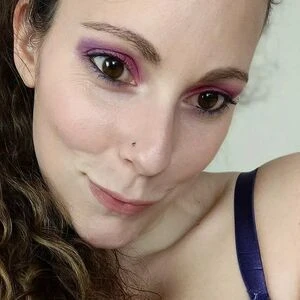 Daisy Dixon
