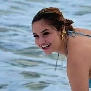 Salma Flores