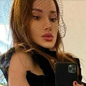 elenaroseyourewife