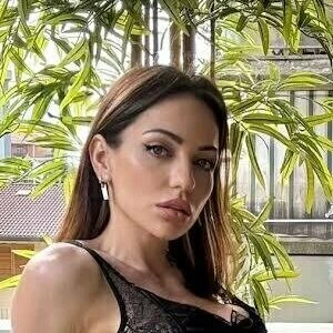valerialuxury_free
