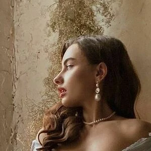 Lira__Karina