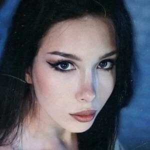 Lana Bee