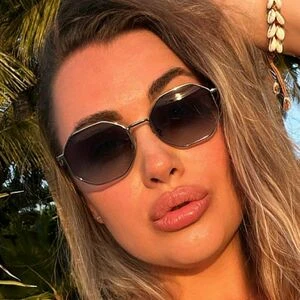 iza_moon