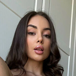 Ivanka Peach Vip