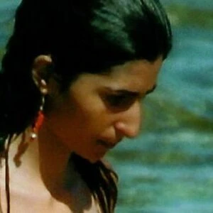 Alba Flores