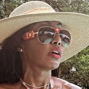 Elisangela Welburn