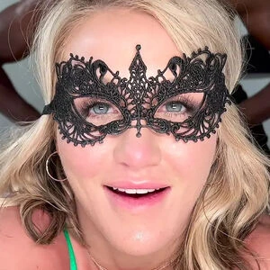 Heidi Hotwife