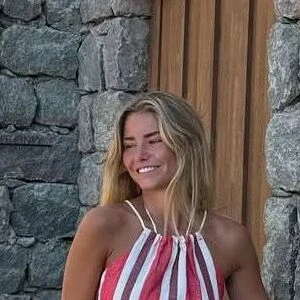 Annika Cezzar