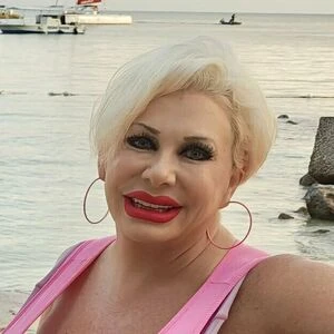 claudiamariefree