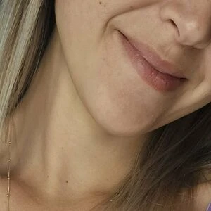 hot_wife.jade