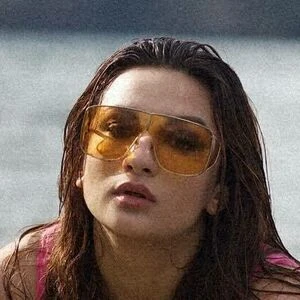 Jane Dipika Garrett