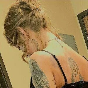naomiskiesxo