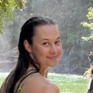 Olivia McTaggart