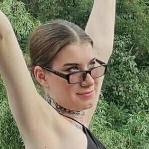 steepbitchbella