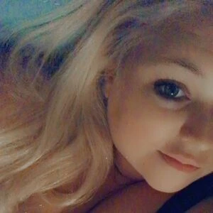 amaccurvyxxx