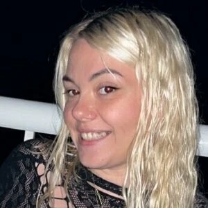 blonde_temptation98