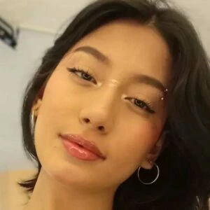 Yazmin_rouse