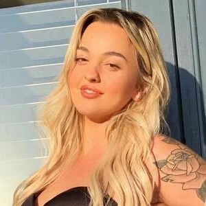 oliviaalovely