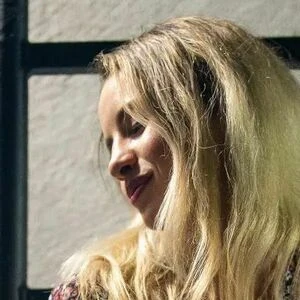 laure_bv