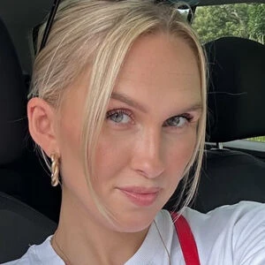Julia Dröge