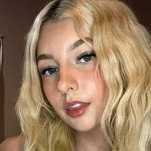 abbiewhitex