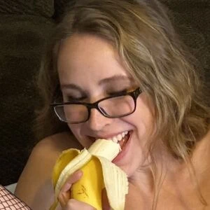 ellybabyxoxo