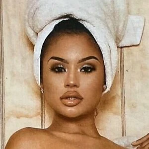 Sabbina Morales G