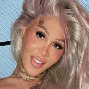 QueenYella