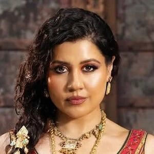 Priya Davdra