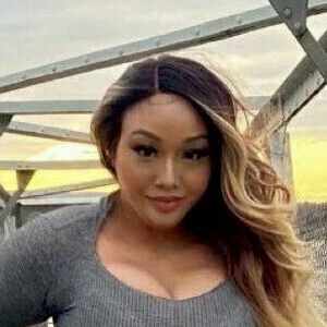 Mia G