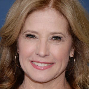 Nancy Travis