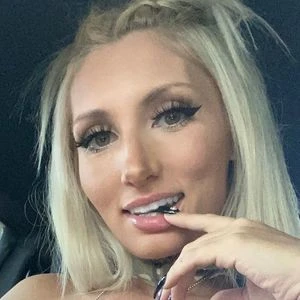 Emily Deyt-Aysage