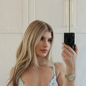 nicoledobriko