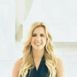 Realtor Laura