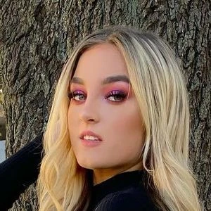 Savanah Moss