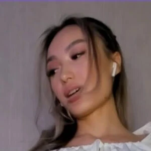 mia_moooore