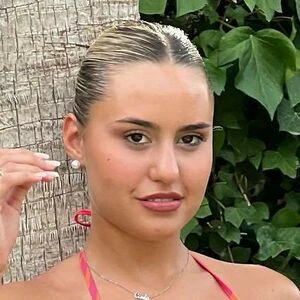 carlaaleemany