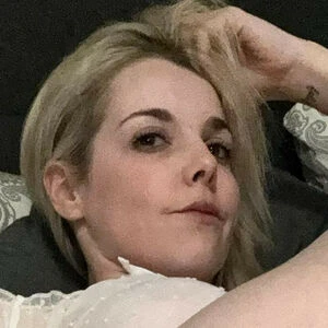 Feliz R. Nicole