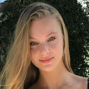 Candy Samira