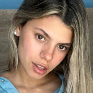 cchloeeee