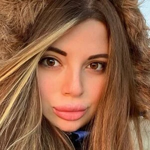 Lorena C