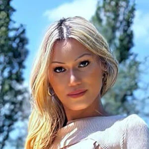 Kendra Marzena