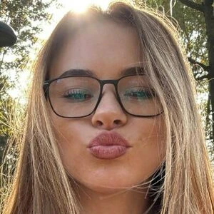 oliviaola_vip