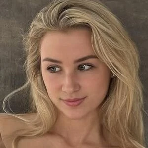 Ts Sophia Schmidt