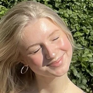 emma_jelschen