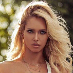 Kourtney Kellar Hartenstein