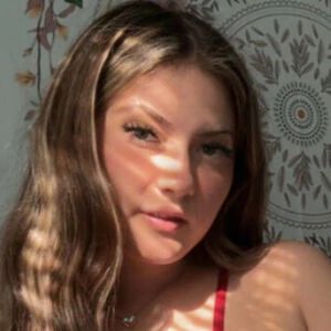 Chloe Amau